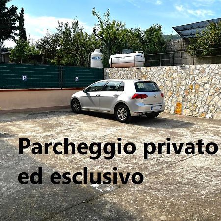 מרקטו סן סברינו B&B Civico 28 מראה חיצוני תמונה